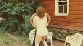 Crvenokosa beba ima zimski seks u lažnom taksiju